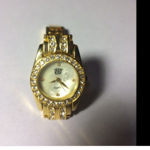 Bundle of 4 Gold tone watches NWOT heavy links - Picture 7 of 8